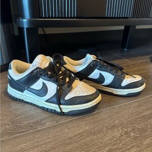 Nike Black and Cream Athletic Shoes